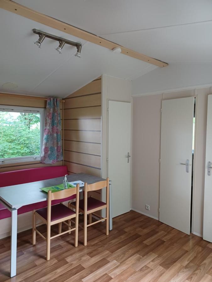 Camping Le Vallage Attigny Eksteriør bilde